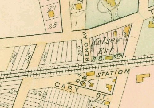 Alte Stadtkarte mit zahlreichen Gebäuden, nummerierten Abschnitten und Text, der am unteren Rand als Verkaufsland gekennzeichnet ist.