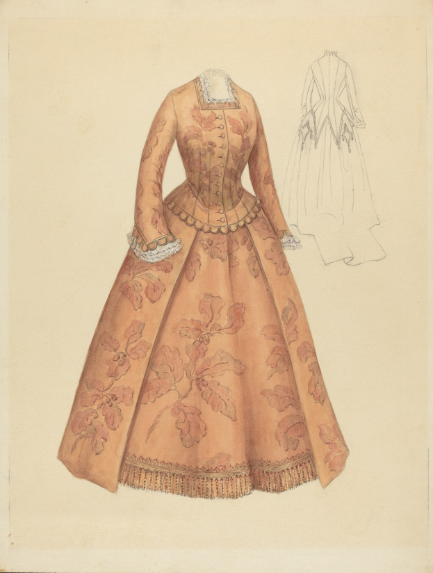 Eine Zeichnung eines Kostümdesigns aus dem 18. Jahrhundert mit einem langen Kleid mit hohem Kragen, floral gemustertem Oberteil in Rosa, Lila und Blau sowie einer Spitzenborte am Rock gegen einen hellblauen Hintergrund.