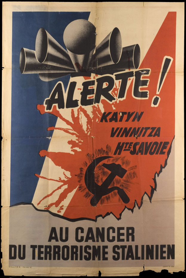 Plakat mit dunklem Hintergrund betitelt "Alarm vor dem Krebs des Stalinistischen Terrorismus" auf Französisch, mit Text und Bildern.