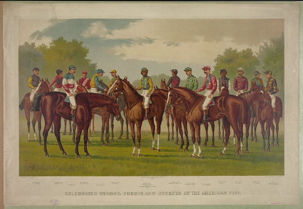 Eine Gruppe von Menschen, die auf Pferden durch eine grüne Wiese mit Bäumen im Hintergrund und einem blauen Himmel reitet, mit Text unten: "Feier der siegreichen Pferde und Jockeys des amerikanischen Turfs".