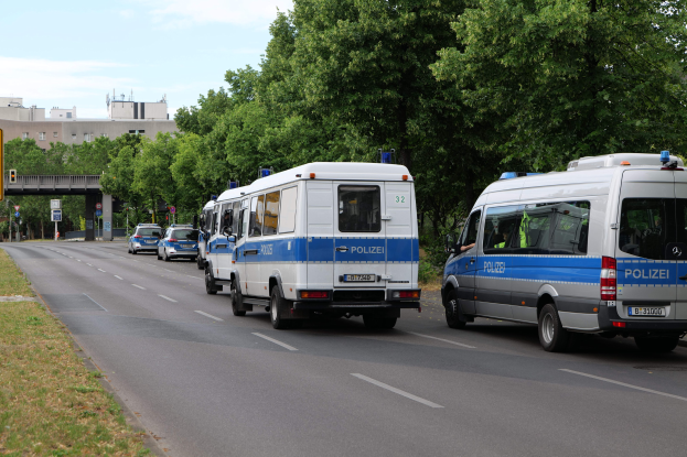 POL-KLE: Kreis Kleve - Sicher in den Urlaub mit Ihrem Wohnmobil oder CaravanKostenlose Beratung und Wiegen von Fahrzeugen durch die Polizei